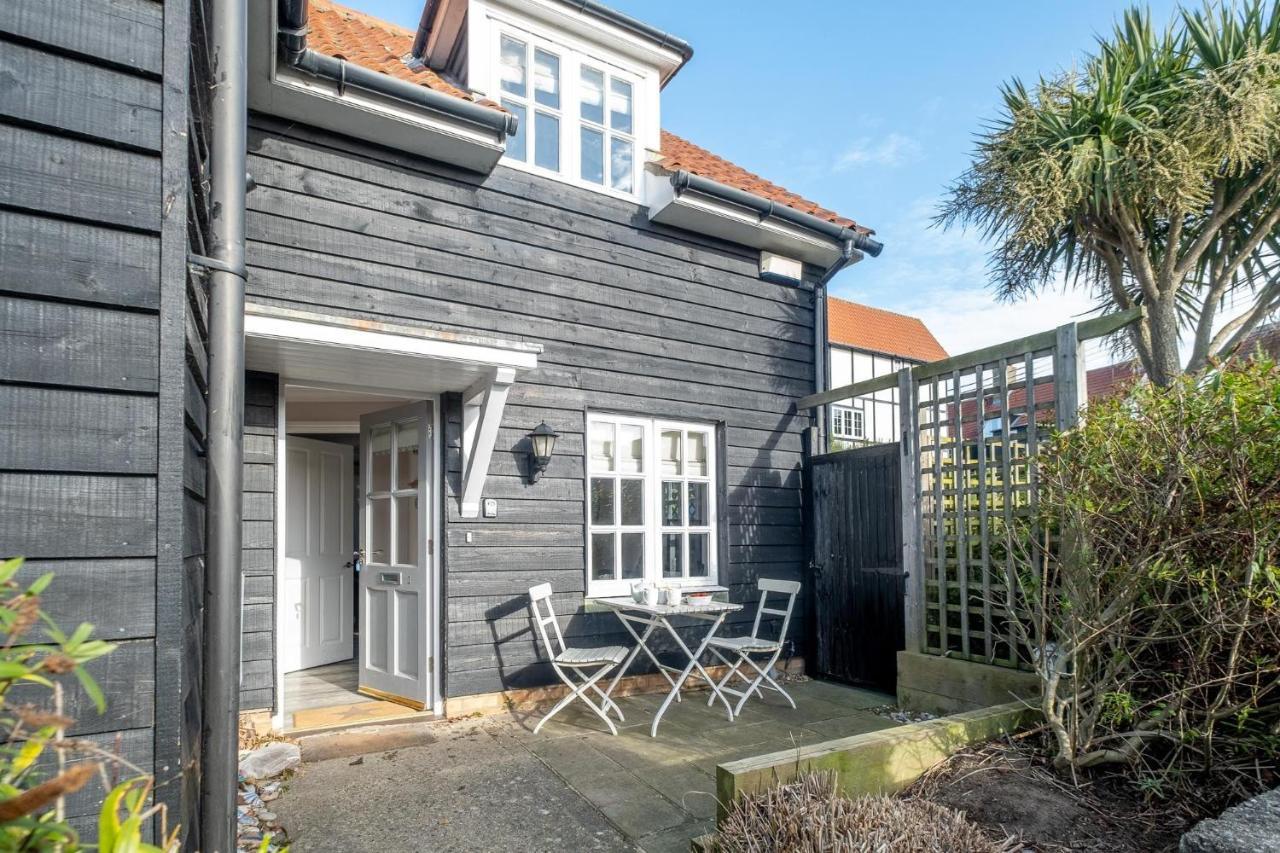 1 Sanctuary Court - Aldeburgh Coastal Cottages ソープネス エクステリア 写真